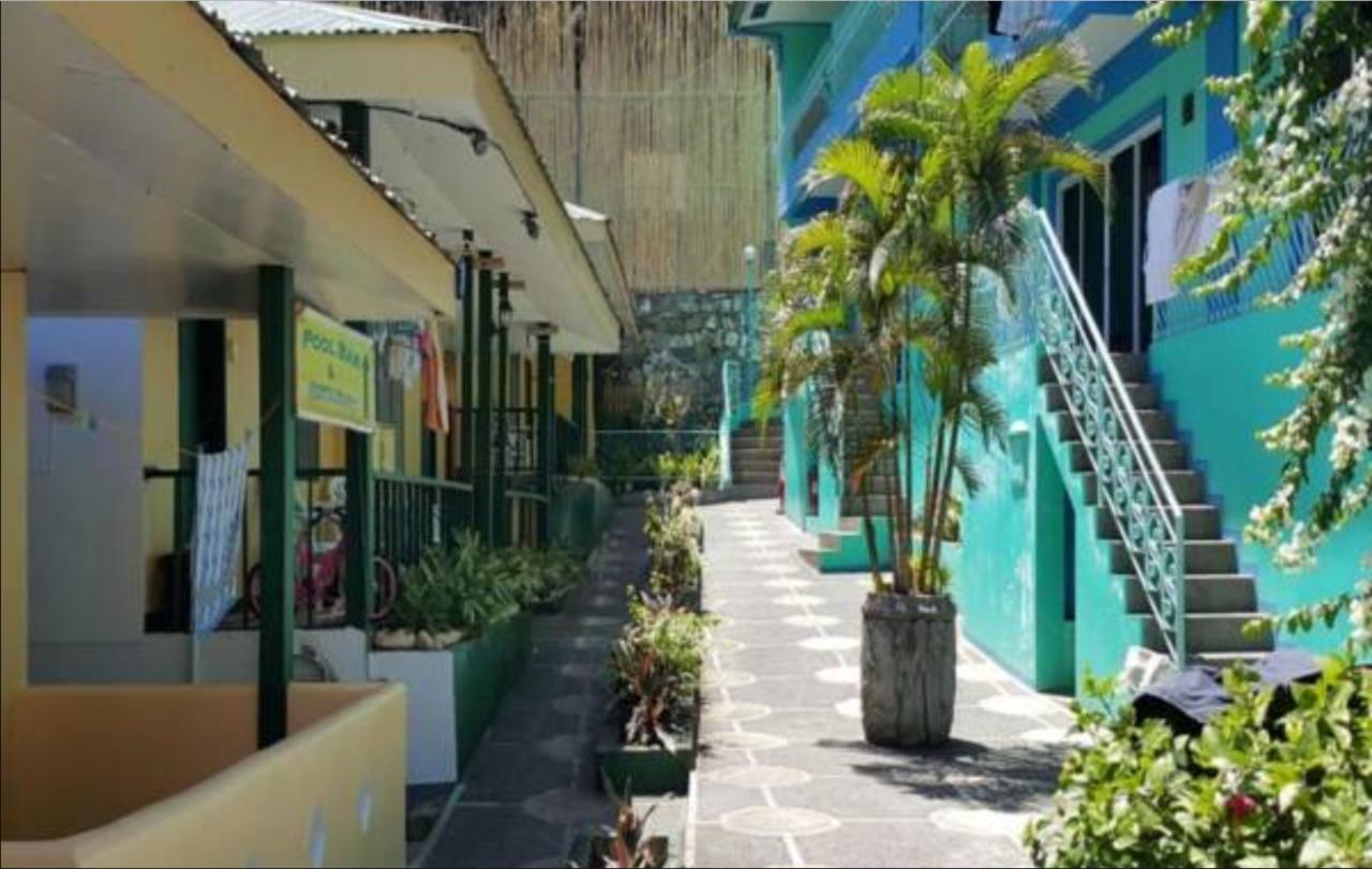 Jack Daniel'S Apartments Puerto Galera Exterior photo