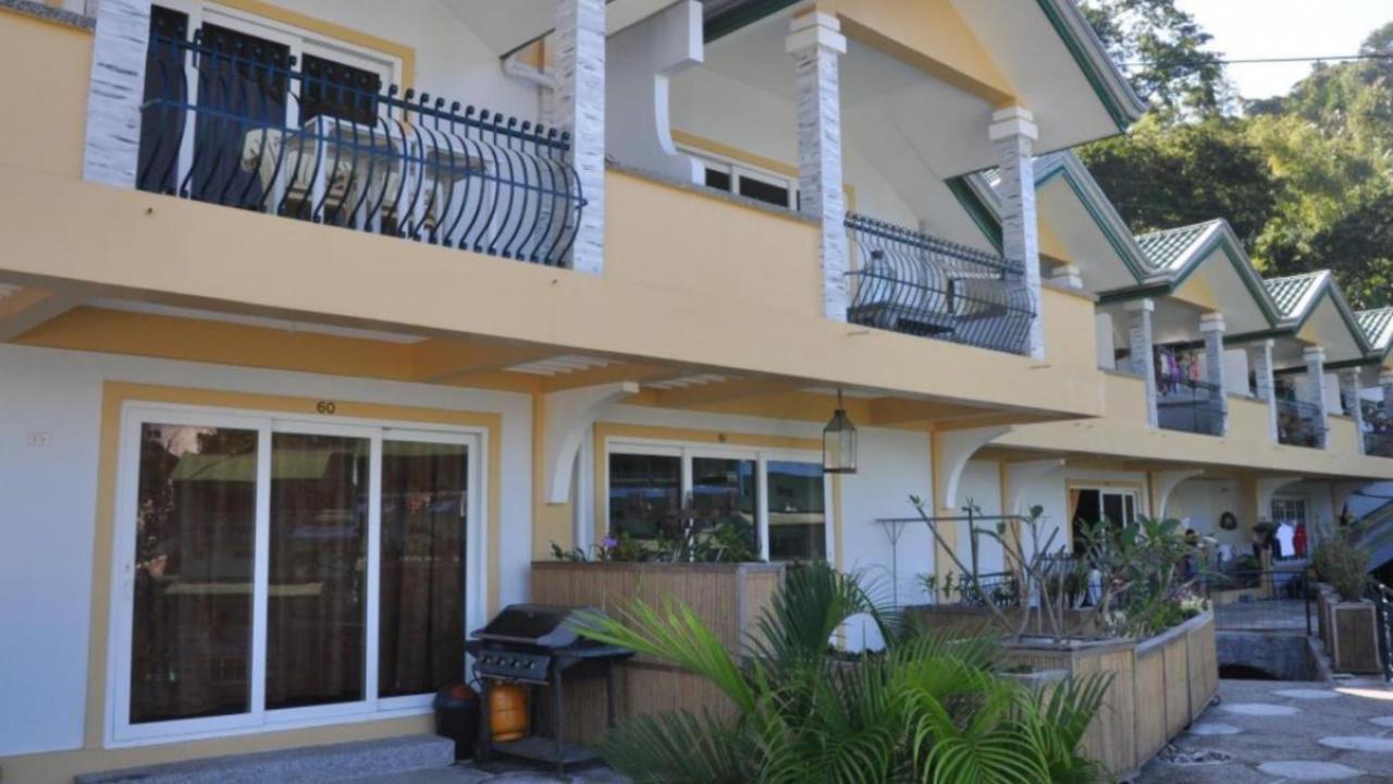 Jack Daniel'S Apartments Puerto Galera Exterior photo